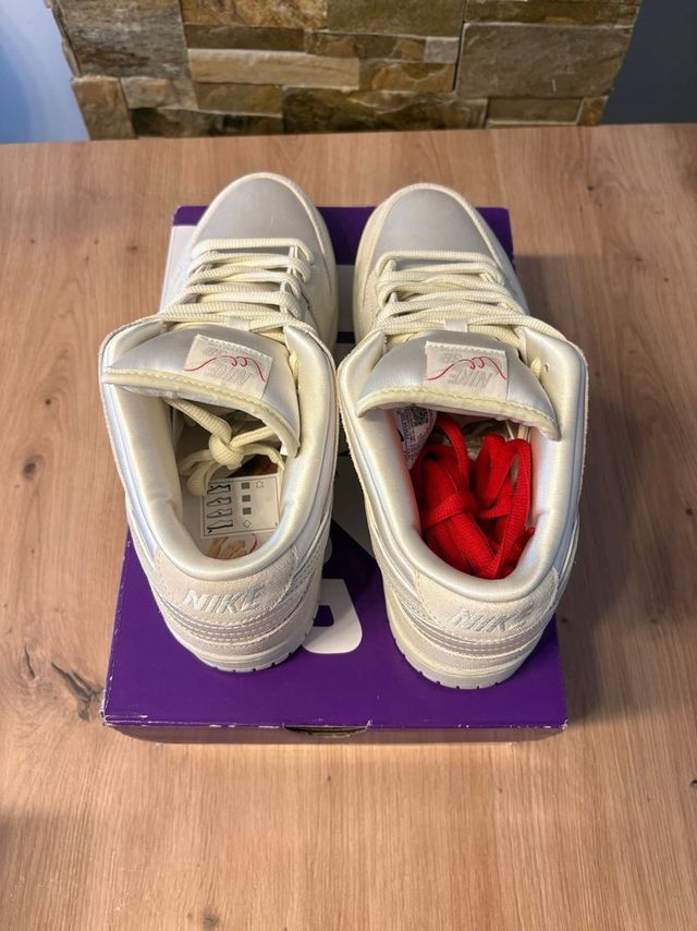 Nike SB Dunk Low City of Love