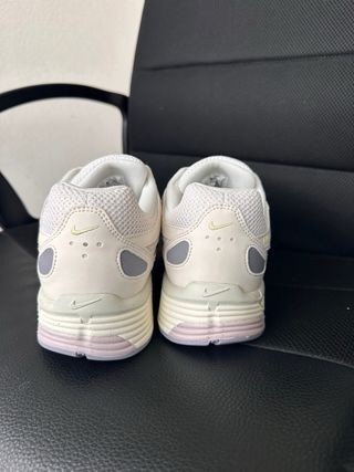 Nike P-6000 PRM Scarpe da Corsa Grigio Bianco