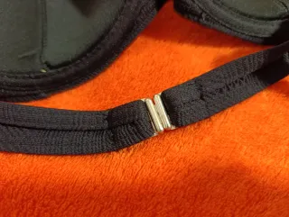 Bikini (top) con aros Cris Zarel/ Docor 90B