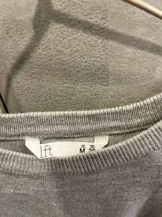 Jersey fino gris con botones