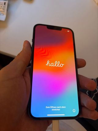 iPhone 13 Azul - Excelente Estado