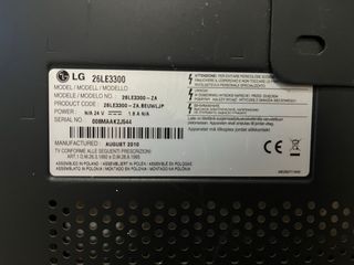 Televisores LG Blanco (39”) y Negro (26”)