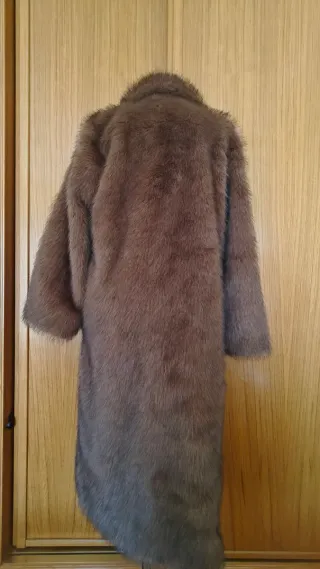 Chaquetón largo marrón