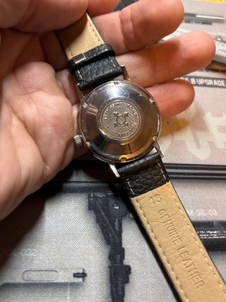 Reloj Cortebert Clásico con Calendario