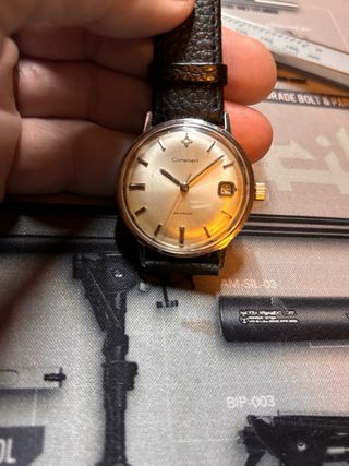 Reloj Cortebert Clásico con Calendario