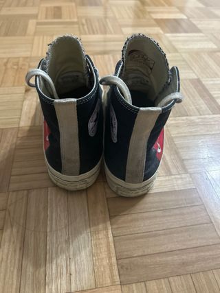 Converse x CDG Play Chuck Taylor Hi Negras