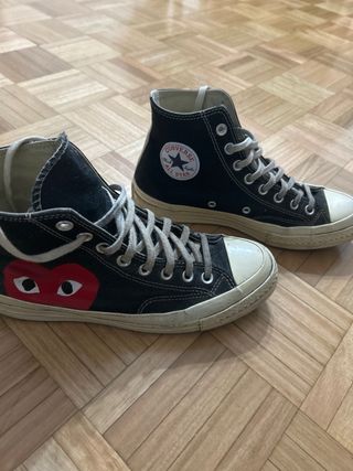 Converse x CDG Play Chuck Taylor Hi Negras