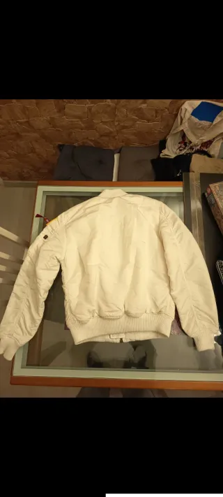 Chaqueta Alpha Industries NASA Blanca