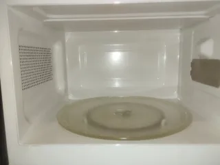 Microondas Valberg plateado