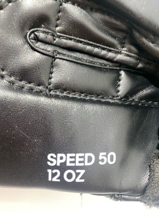 Guantes de boxeo Adidas negros