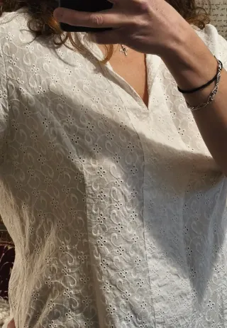 Blusa calada blanca talla M-L