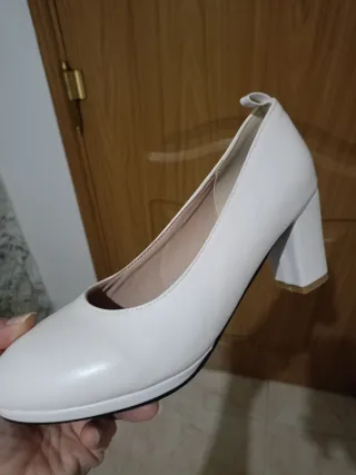 Zapatos de novia blancos