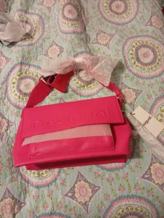 Bolso bandolera Desigual rosa