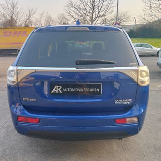 Mitsubishi Outlander 2.0 PHEV Kaiteki Auto 4WD