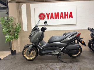 Yamaha XMAX 300 Tech MAX 2021