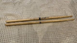 Baquetas Pro-Mark Shira Kashi Oak 5A