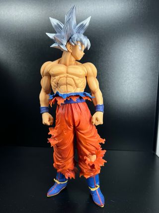 Figura Goku Ultra Instinto Banpresto