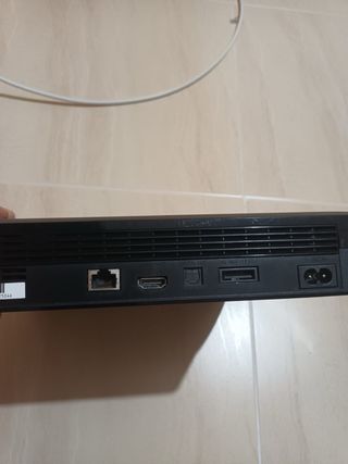 PlayStation 3 Slim CECH-2504A Negra