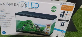 Acuario 60L con mueble negro