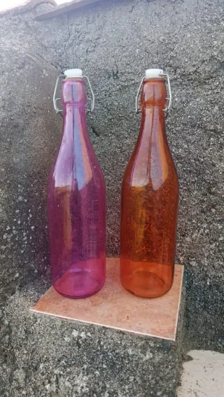 Bottiglie di vetro vintage (2 unità)