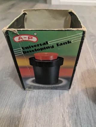 Tanque revelado universal