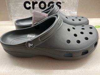 Zapatillas Crocs Classic Grises Nuevas