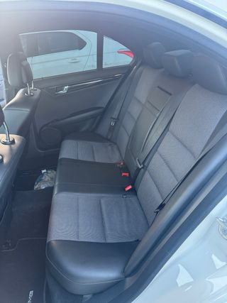 Mercedes-Benz Clase C 220 amg