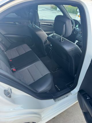 Mercedes-Benz Clase C 220 amg