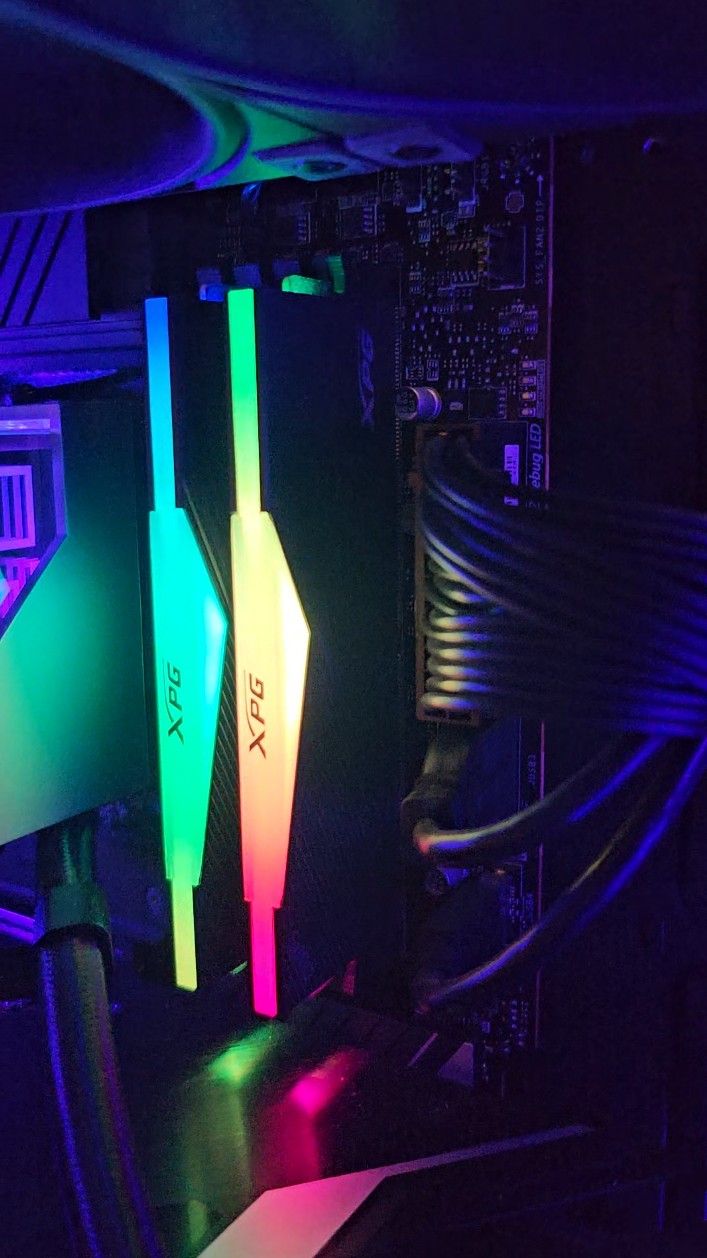 RAM XPG LANCER DDR5 32GB 6400MHz RGB CL32