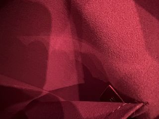 Louis Vuitton Monogram con Cartera Roja