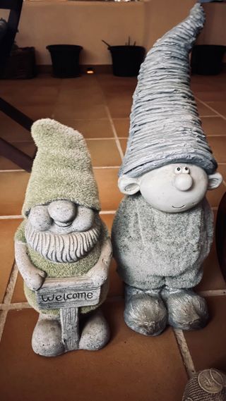 2 Figuras Enano Jardín Piedra Gris