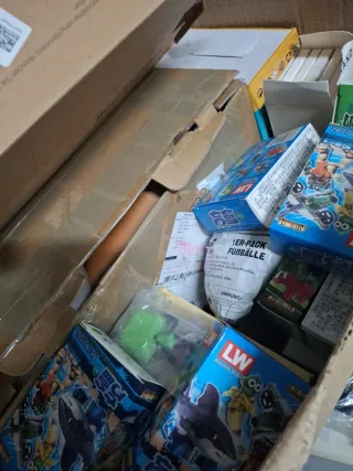 Conjunto de juguetes.