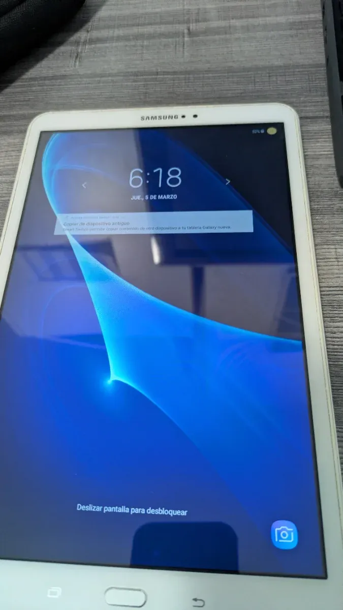 Tablet Samsung Blanca modelo tabA6