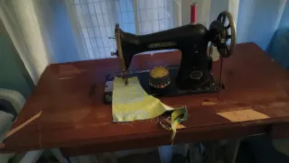 Máquina de coser antigua