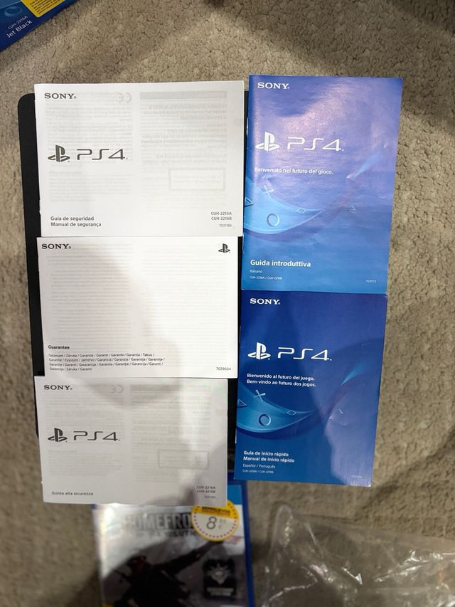 PS4 Slim 500GB Negra + 4 Juegos y mando