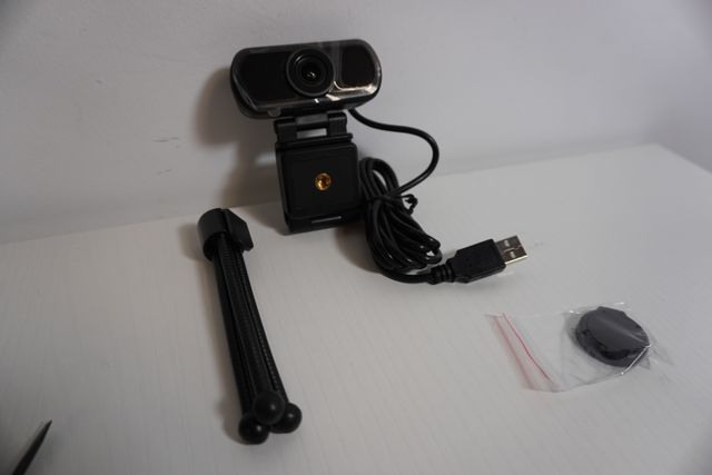 Webcam 2.5K Quad HD con Micro y Tapa