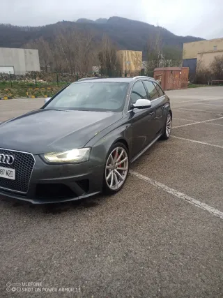 Audi RS4 2015