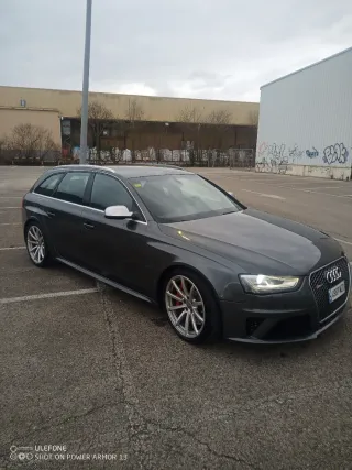 Audi RS4 2015