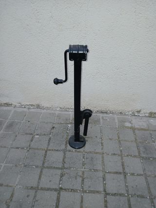 Gato mecánico para coche clásico