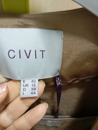 Conjunto satinado Luis Civit dorado