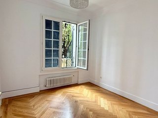 Casa pareada en alquiler en Piovera - Conde Orgaz en Madrid