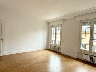 Casa pareada en alquiler en Piovera - Conde Orgaz en Madrid