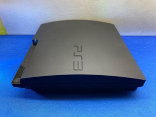 CONSOLA PLAYSTATION 3 PS3 COMPLETA 500GB CON JUEGO