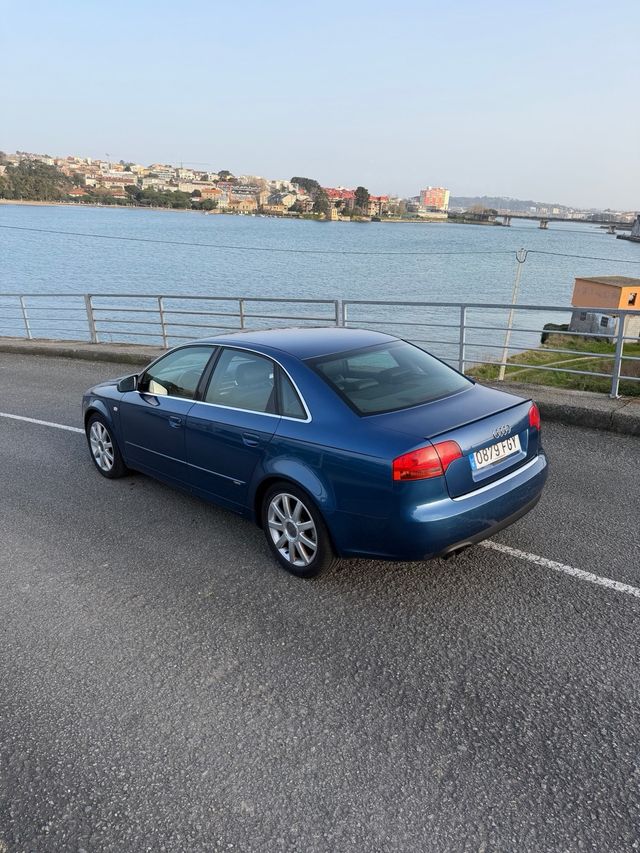 AUDI A4 S-LINE