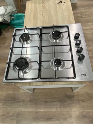 Cocina de gas Beko 4 fuegos