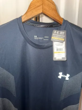 Camiseta Under Armour Talla M Gris