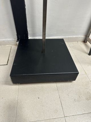 Burro perchero metálico negro