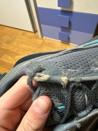 Zapatillas Nike grises y turquesa