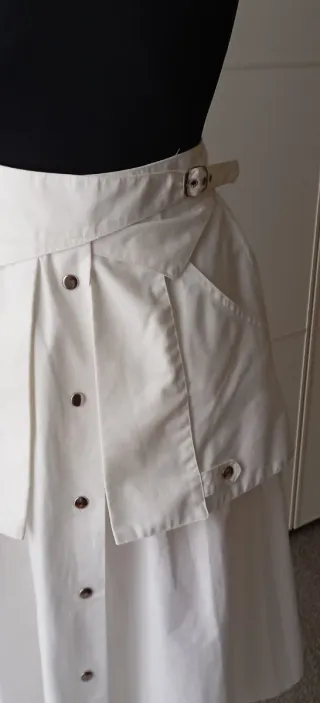 Falda vintage blanca.