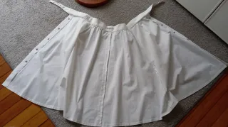 Falda vintage blanca.